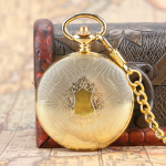 Reloj de bolsillo automático dorado con números romanos