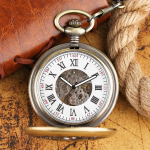 Reloj de bolsillo automático vintage calado con pájaros