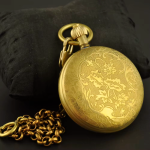 Reloj de bolsillo de cobre con cuerda manual