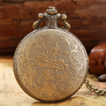 Reloj de bolsillo de cuarzo con búho en relieve