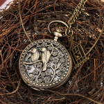 Reloj de bolsillo de cuarzo con pájaros