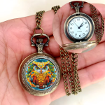 Reloj de bolsillo de cuarzo ilustrado — Búho