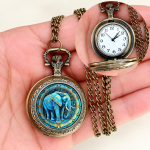 Reloj de bolsillo de cuarzo ilustrado — Elefante