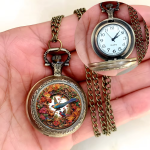 Reloj de bolsillo de cuarzo ilustrado — Pájaro entre flores