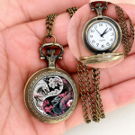 Reloj de bolsillo de cuarzo ilustrado — Pájaros, metal bronce dorado