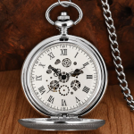 Reloj de bolsillo esqueleto con esfera negra calada