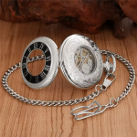 Reloj de bolsillo esqueleto con esfera negra calada