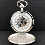 Reloj de bolsillo floral con cadena