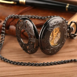 Reloj de bolsillo mecánico con esfera esqueletizada