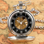 Reloj de bolsillo mecánico plateado con tapa calada