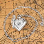 Reloj de bolsillo quartz con forma de corazón