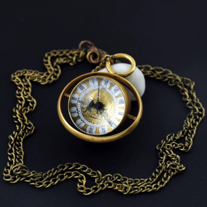 Reloj de bolsillo steampunk con cristal esférico