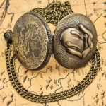 Reloj de bolsillo steampunk de bronce con boca en relieve