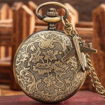 Reloj de bolsillo steampunk de cuarzo con barco de guerra