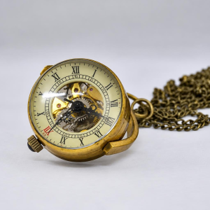 Reloj de bolsillo steampunk esqueleto de cuerda manual