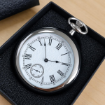 Reloj mecánico de bolsillo VIGOROSO de jade blanco